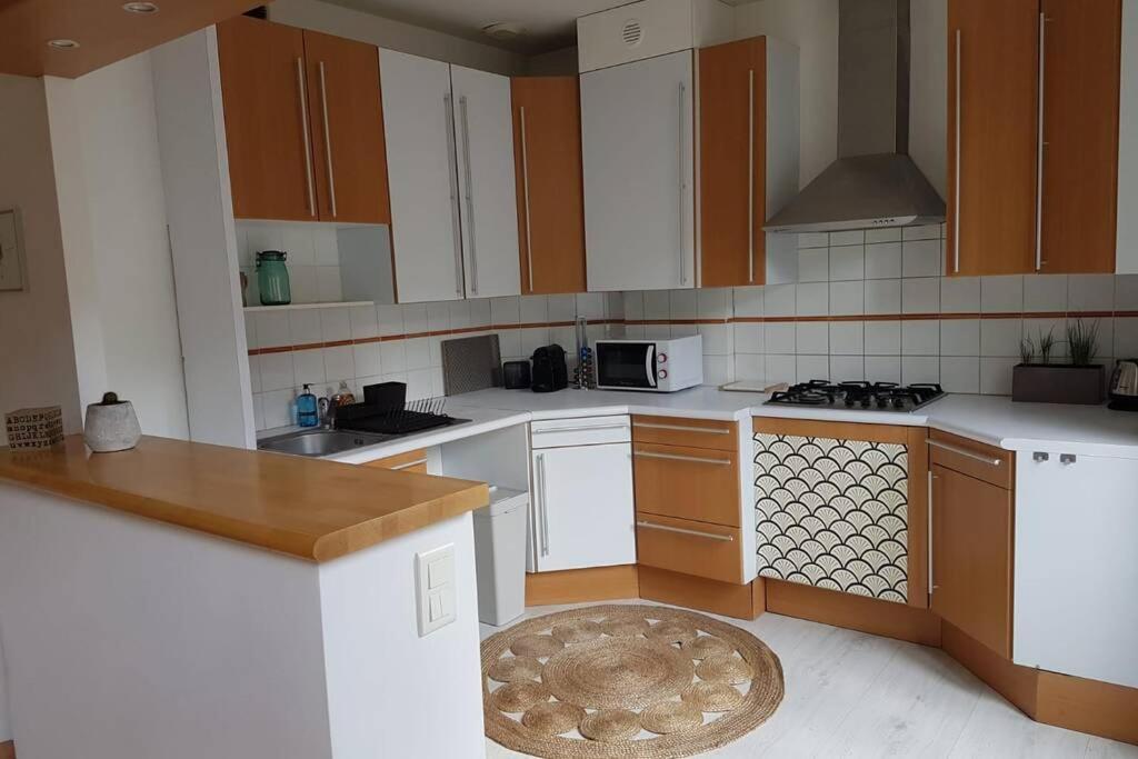 Tulle : Bel Appartement Lumineux En Centre Ville Eksteriør billede