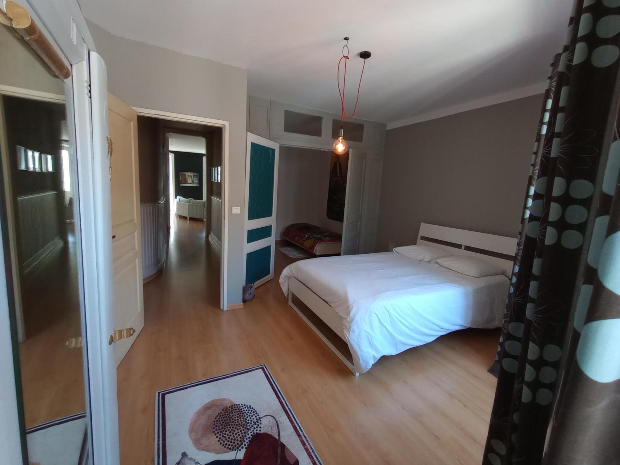 Tulle : Bel Appartement Lumineux En Centre Ville Eksteriør billede